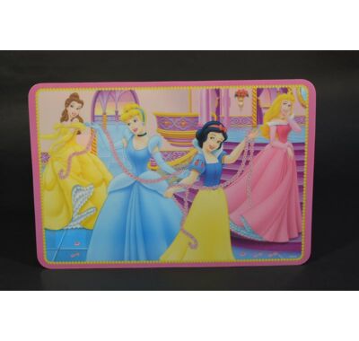 Disney hercegnők műanyag tányéralátét  42x28 cm