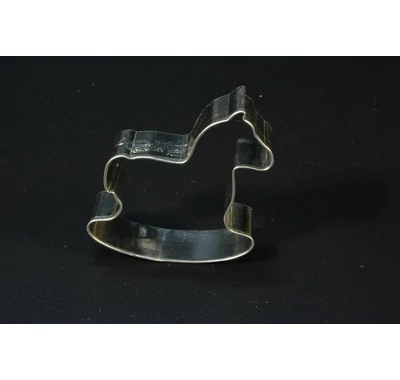 Hintaló karácsonyi mézeskalács kiszúró forma 7 cm