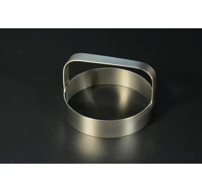 8 cm kiszúró forma islerhez linzerekhez süteményekhez.