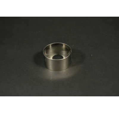 Kerek visszaperemezett süteménykiszúró 6 cm