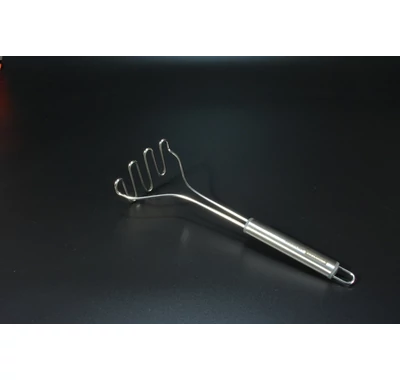 Kézi krumplinyomó eszköz házi püré és gnocchi készítéséhez – rozsdamentes acél törő