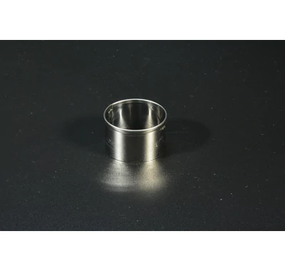 Kerek visszaperemezett süteménykiszúró 4 cm