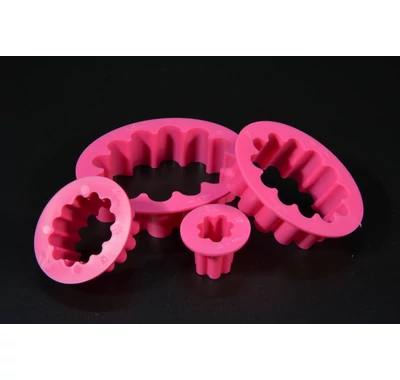 Hullámos ovális süteménykiszúró 4 db