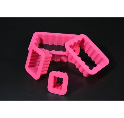 Téglalap alakú  hullámos sütemény kiszúró 4 db 