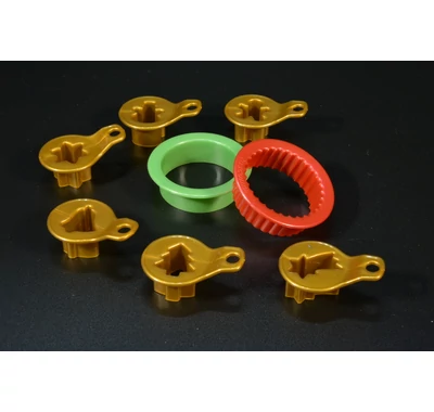 Karácsonyi középmintás linzerkiszúró szett 8 db