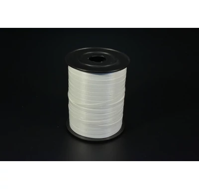 kötöző szalag fehér papír