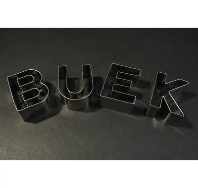 BUEK betűkkel süteménykiszúró