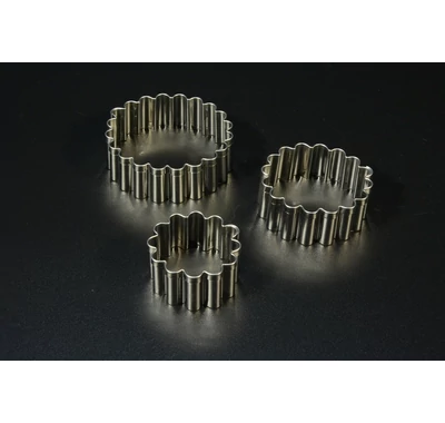 Hullámos kerek süteménykiszúró készlet 3 db