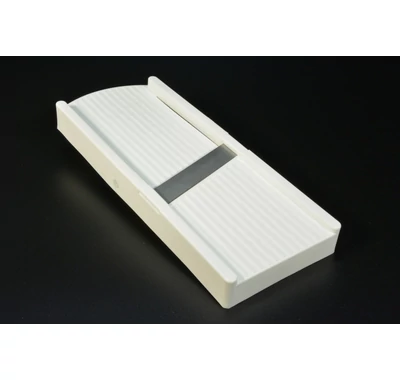 Zöldségszeletelő állítható pengés