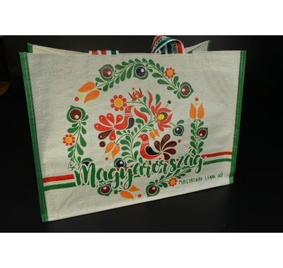 Bevásárló táska Magyarorszg magyaros motivumokkal okotáska 38x27x18 cm