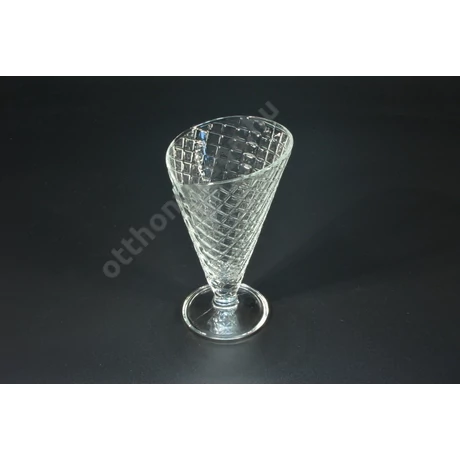 Talpas magas fagylaltkehely