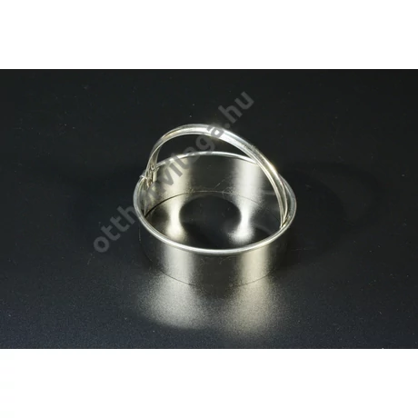 Fánk kiszúró 8  cm