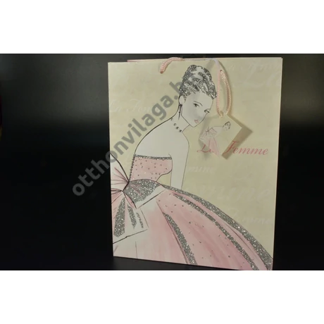 papír  ajándék táska 26 x 32 x 16 cm