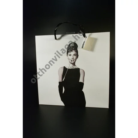 Ajándéktasak-Audrey Hepburn 33x33x16