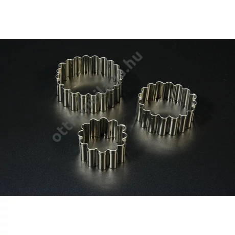 Hullámos kerek süteménykiszúró készlet 3 db