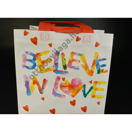 Bevásárló táska színes betűkkel öko táska 30x30x18 cm